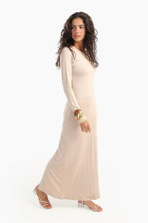 Long dress with long sleeves