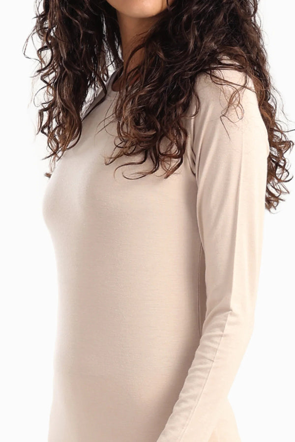Long dress with long sleeves