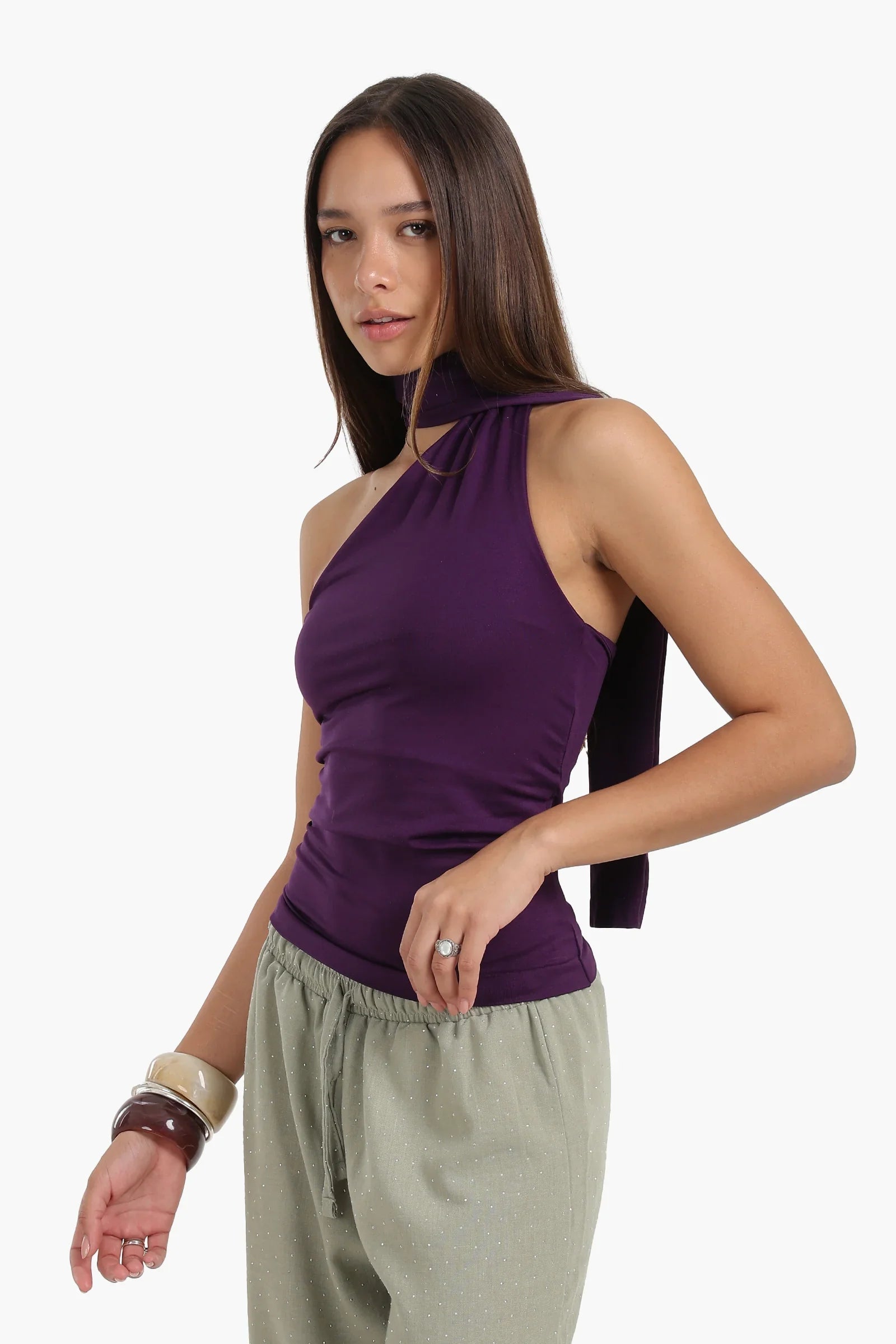 بلوزة مايكروفيبر بدون اكمام - Carinasaudi.com