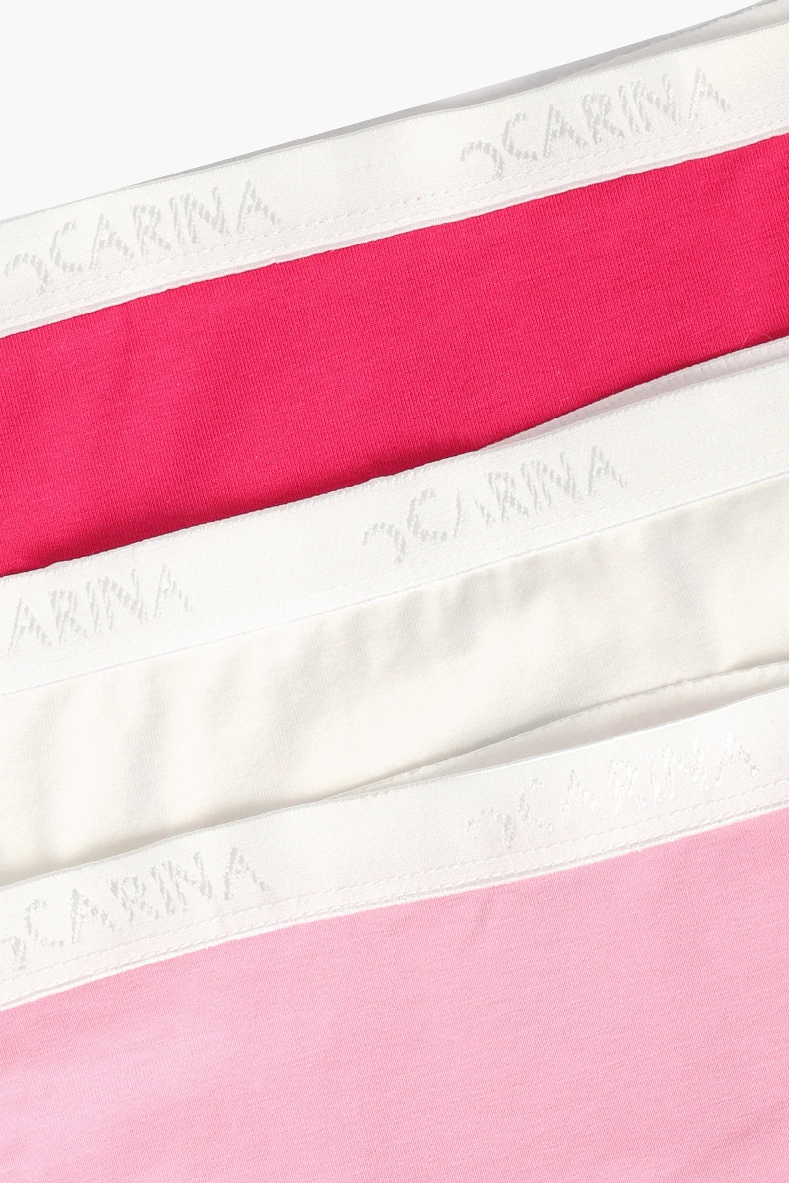 عبوة من ٣ سراويل داخلية بيكيني ملونة - Carinasaudi.com