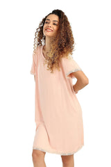 قميص نوم مزين بالدانتيل - Carinasaudi.com