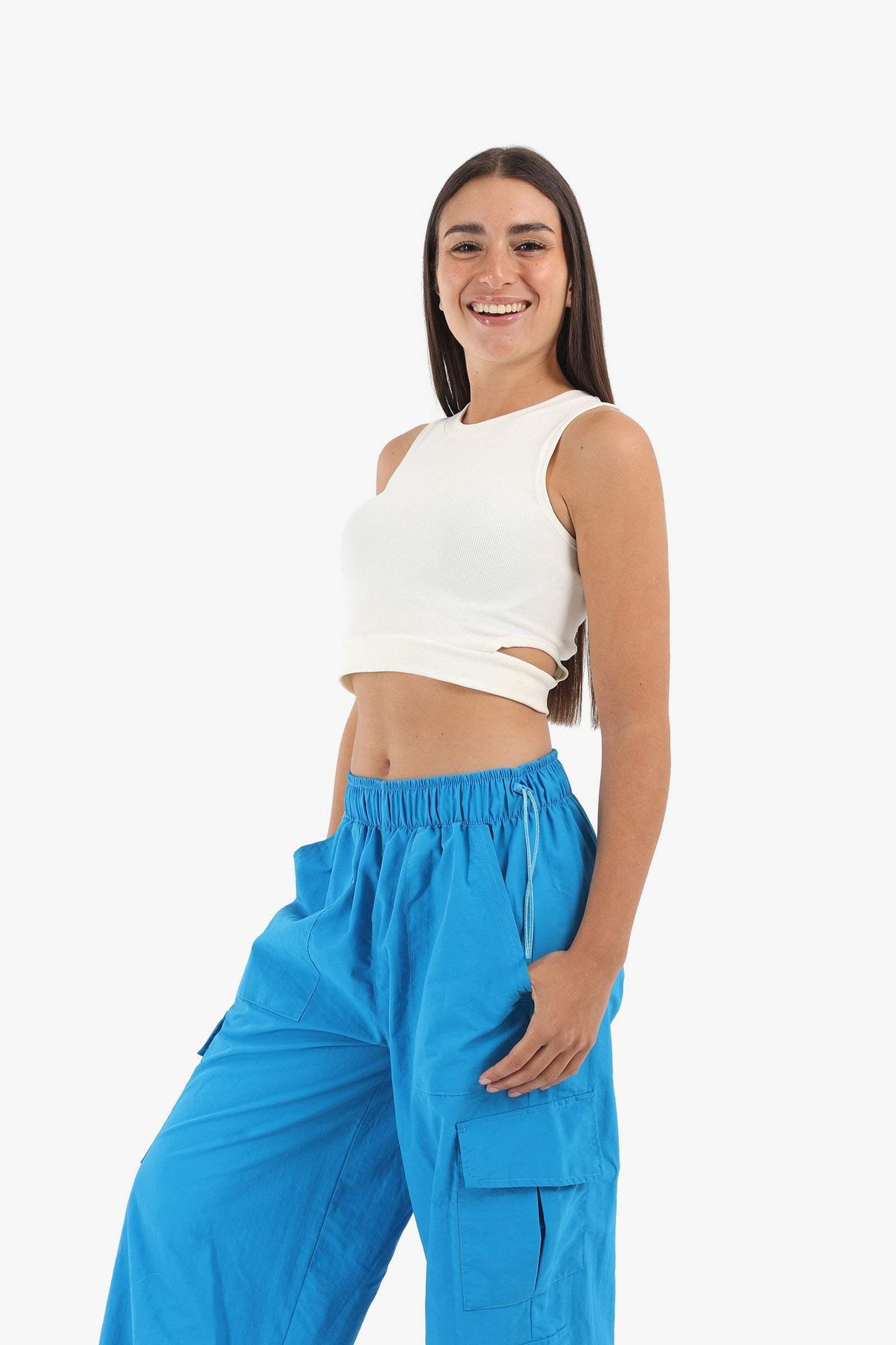 بلوزة قصيرة بفتحة من الجانبين - Carinasaudi.com