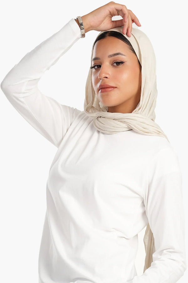 تي شيرت بأكمام طويلة