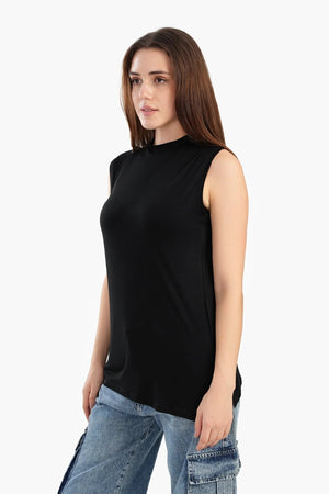 Long sleeveless blouse