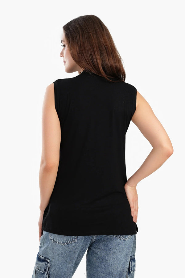 Long sleeveless blouse