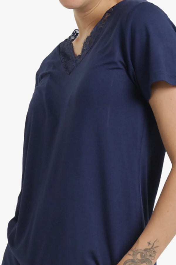 Pajama set with lace trim