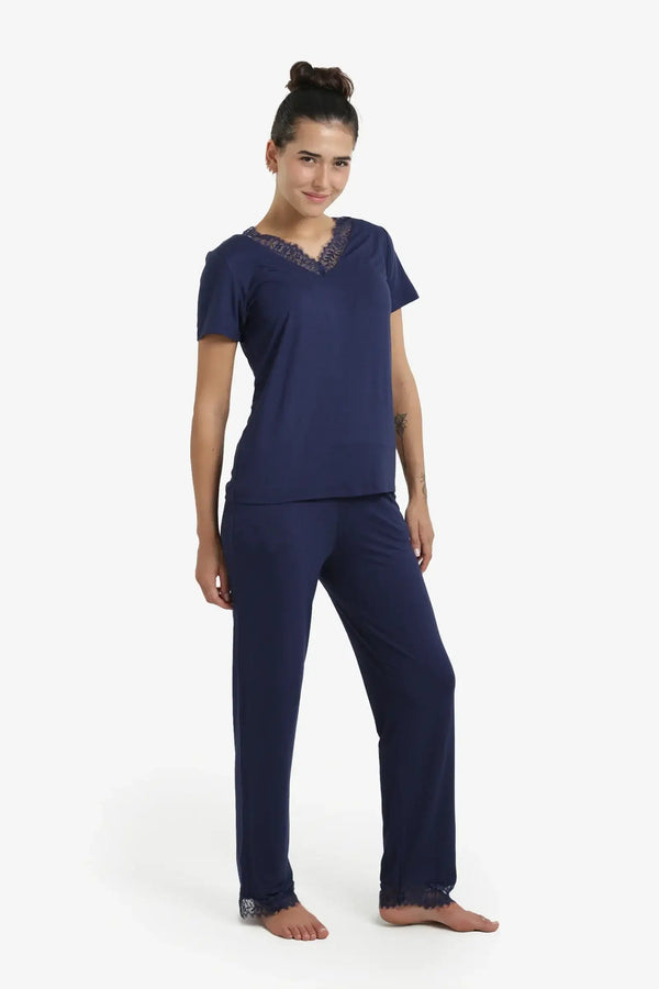 Pajama set with lace trim