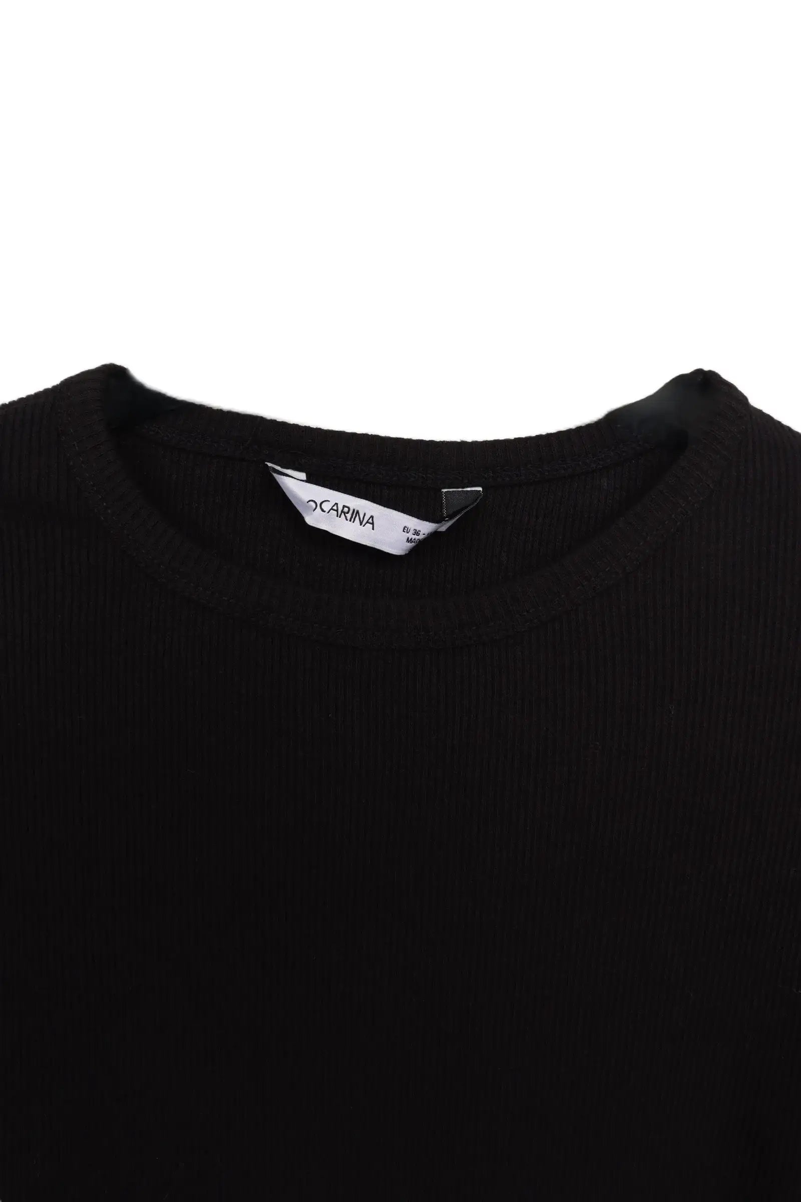 Ribbed long-sleeved blouse