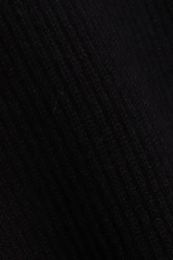 بلوفر مضلع برقبة عالية