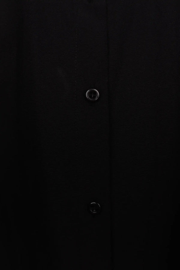 Comfortable shirt with a classic collar