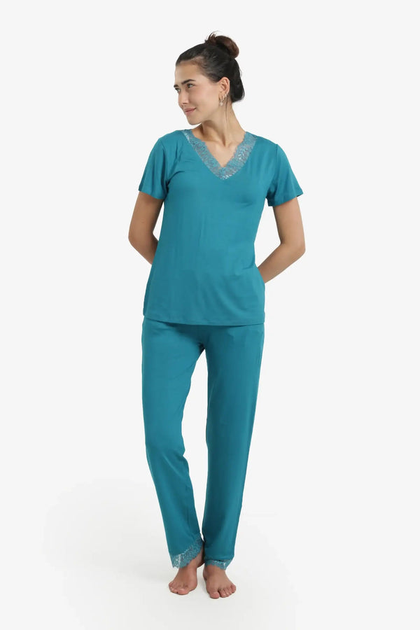 Pajama set with lace trim