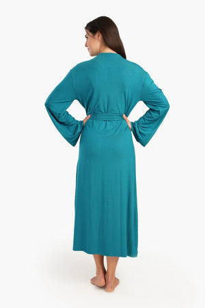 روب سادة بأكمام طويلة