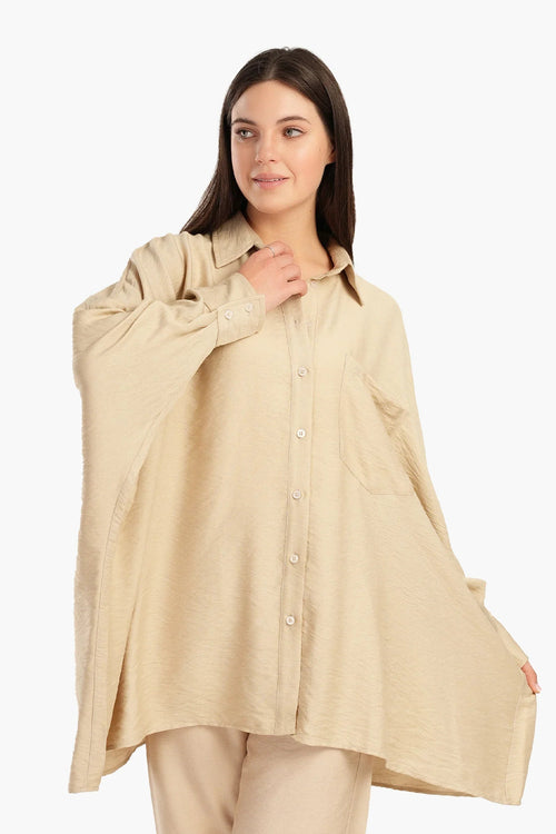 Oversized shirt with front pocket