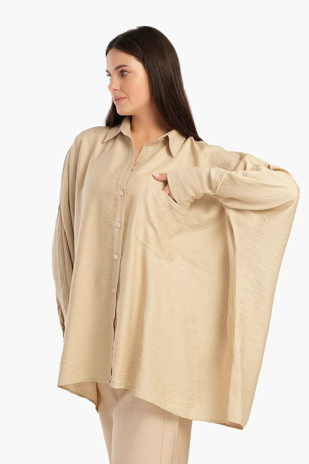 Oversized shirt with front pocket