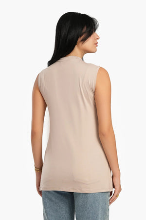 Long sleeveless blouse