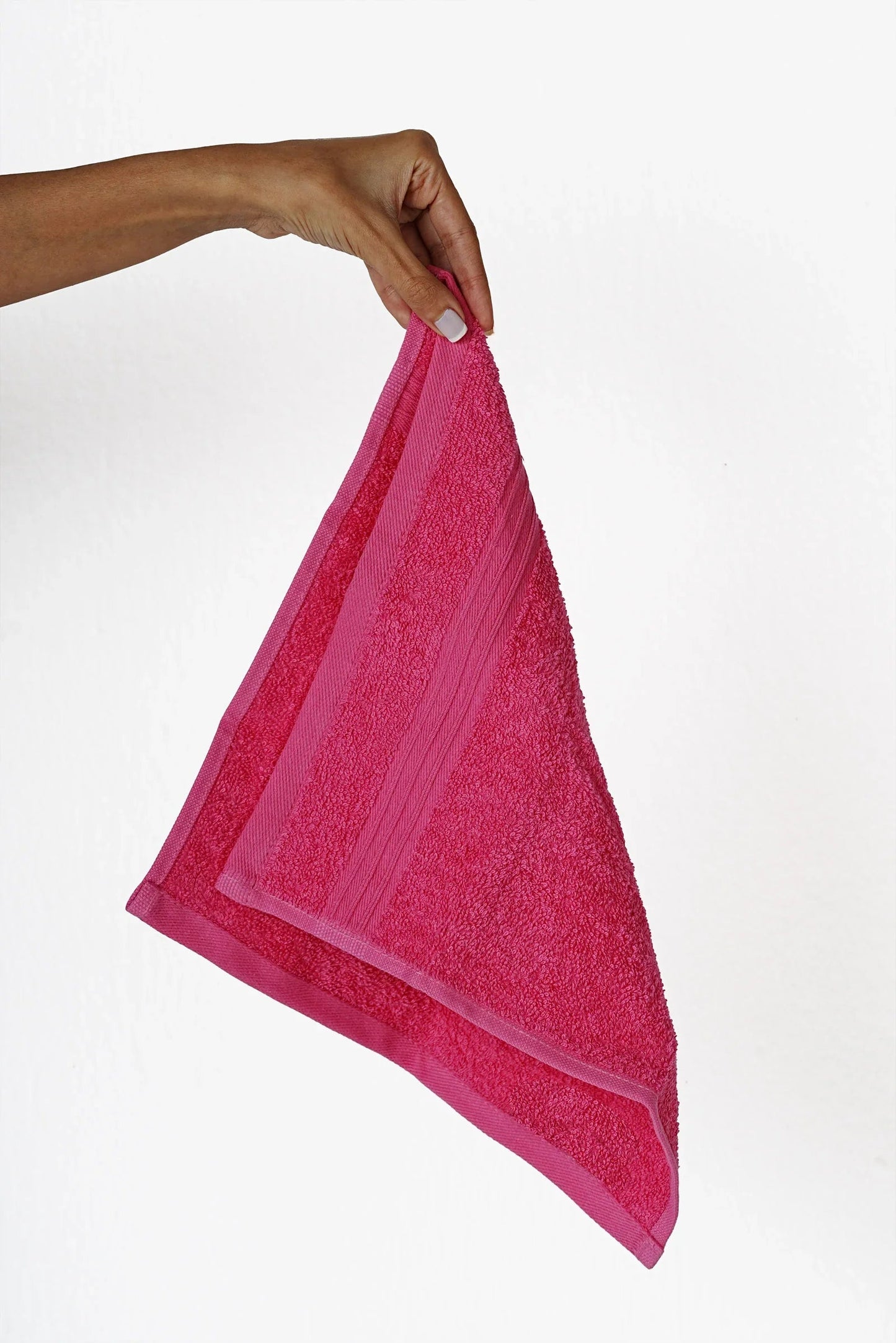 عبوة مكونة من ٣ مناشف  30*30 سم - Carinasaudi.com