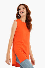 بلوزة طويلة بدون اكمام برقبة دائرية - Carinasaudi.com