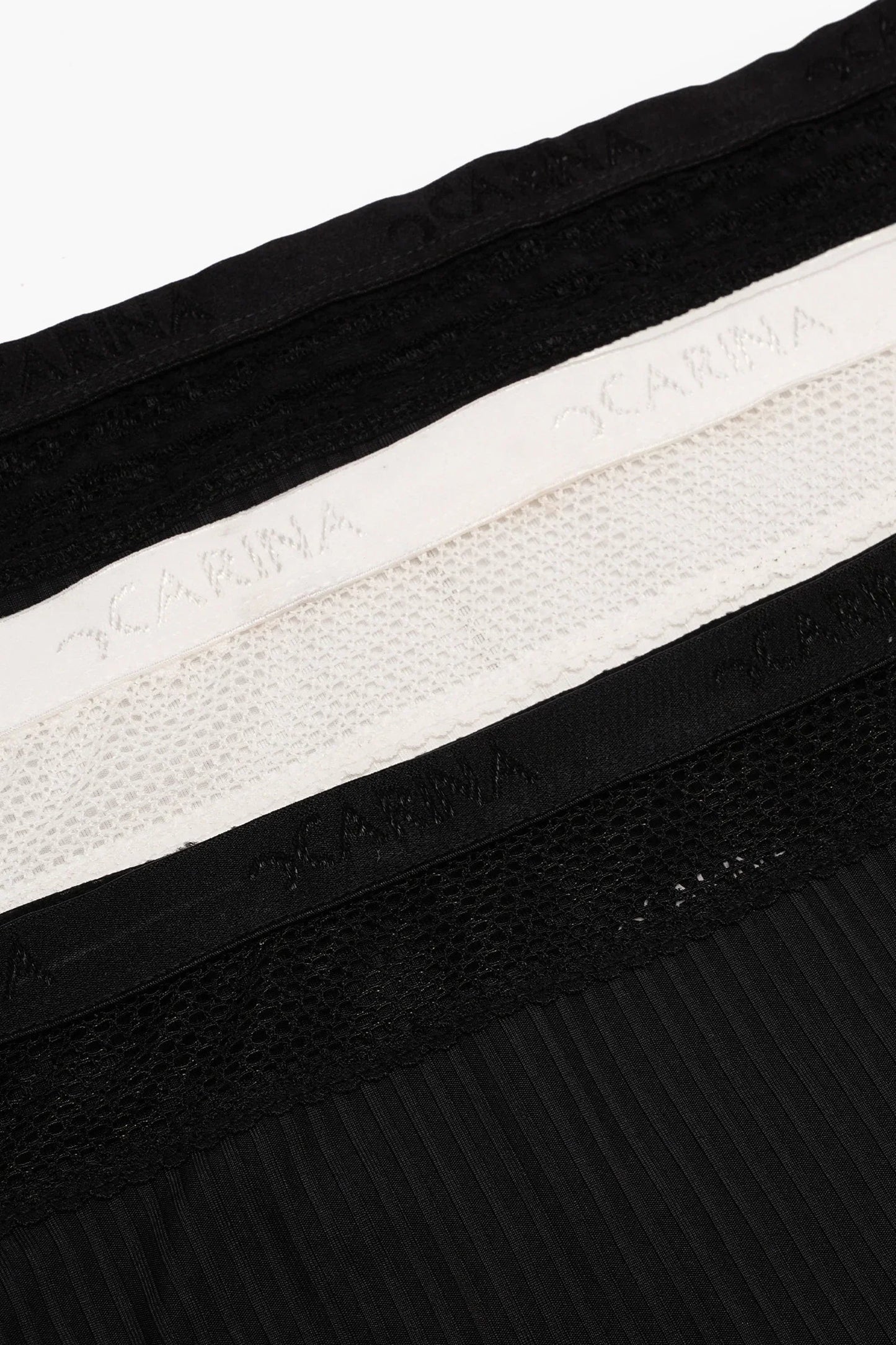 عبوة من ٣ سراويل داخلية بريف فيسكوز - Carinasaudi.com