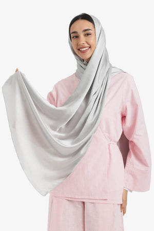 إيشارب ساتان لامع