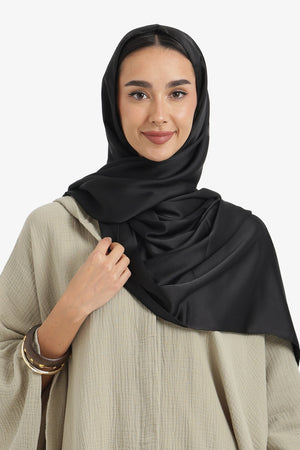 إيشارب ساتان لامع