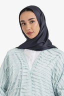 إيشارب ساتان لامع