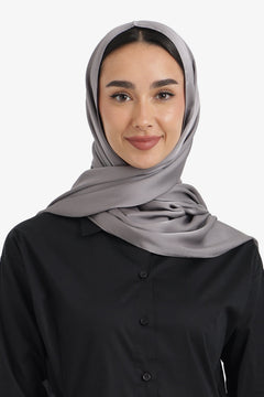 إيشارب ساتان لامع