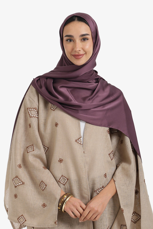 إيشارب ساتان لامع