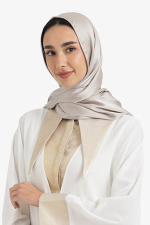 إيشارب ساتان لامع