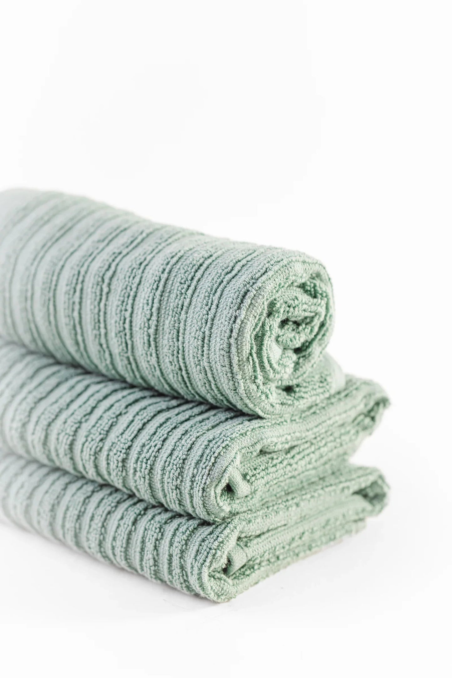 طقم مكون من ٣ مناشف مضلعة - Carinasaudi.com