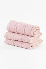 طقم مكون من ٣ مناشف مزخرفة - Carinasaudi.com