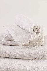 منشفة مضلعة مزخرفة بالزهور  160*90 سم - Carinasaudi.com