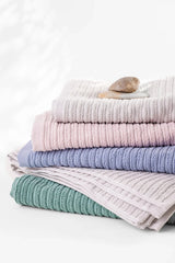 منشفة قطنية مطرزة  140*70 سم - Carinasaudi.com