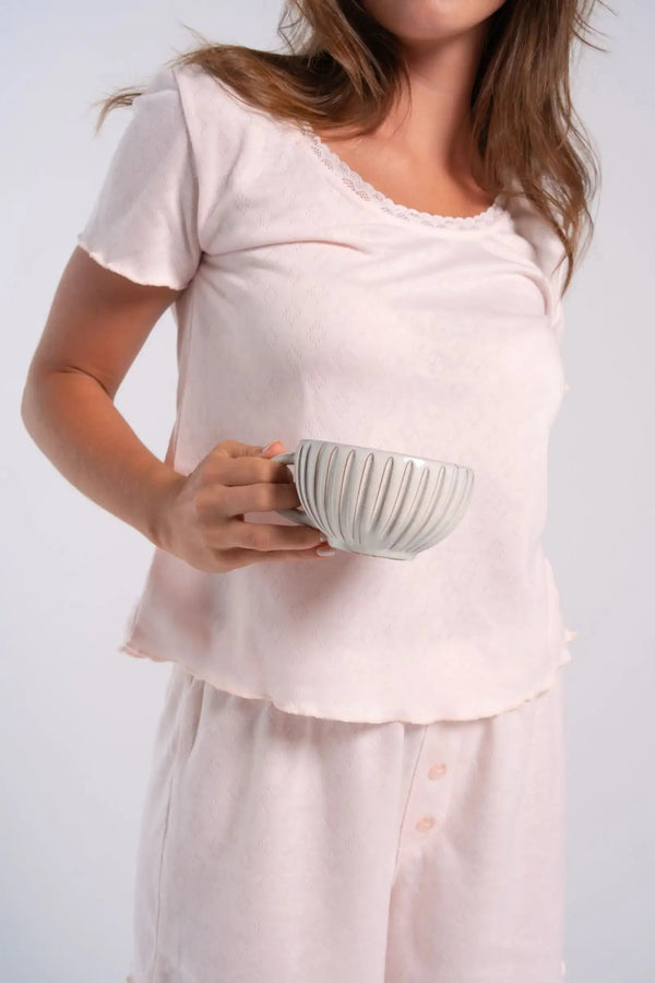 طقم بيجاما مريح بقصّة عادية