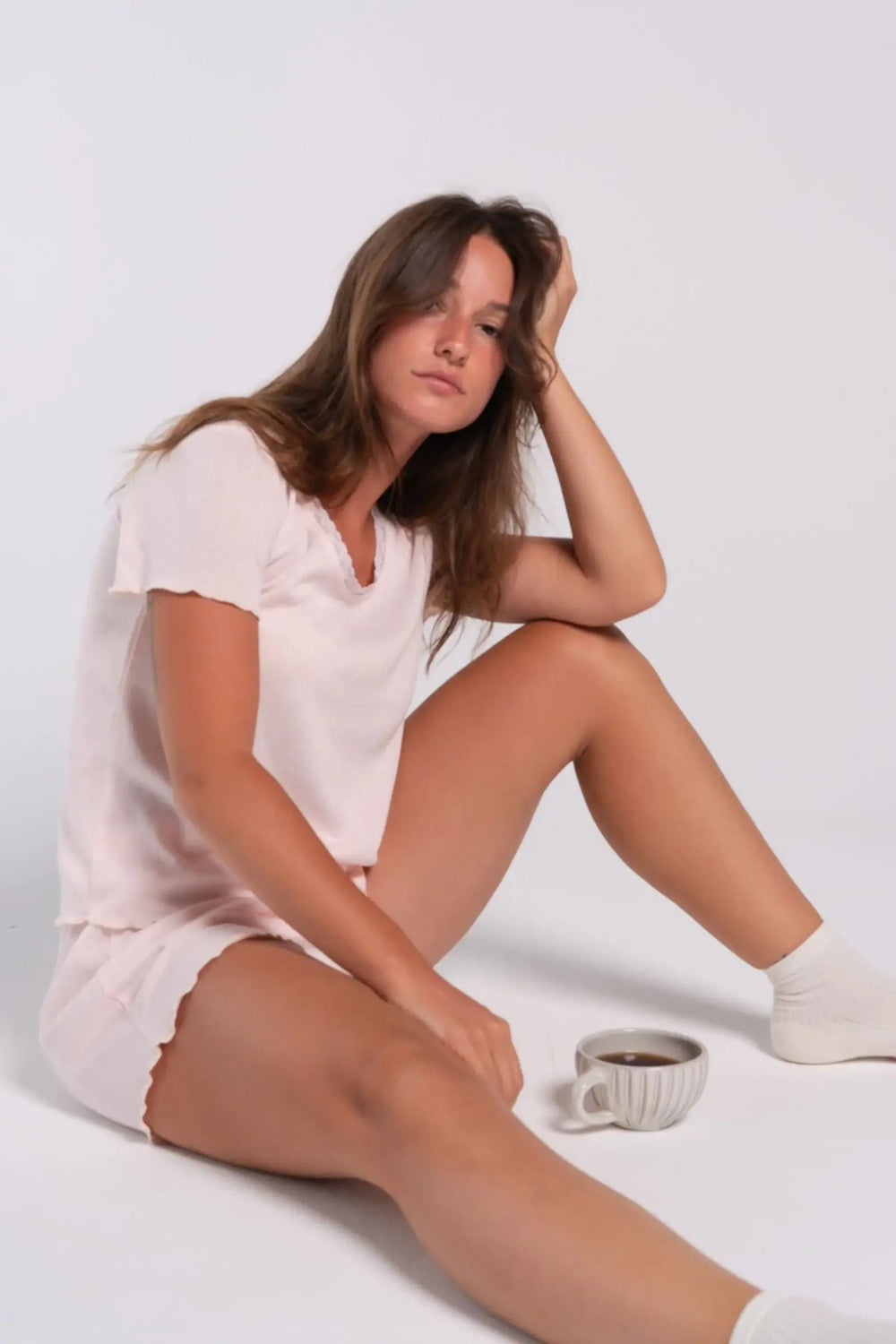 طقم بيجاما مريح بقصّة عادية