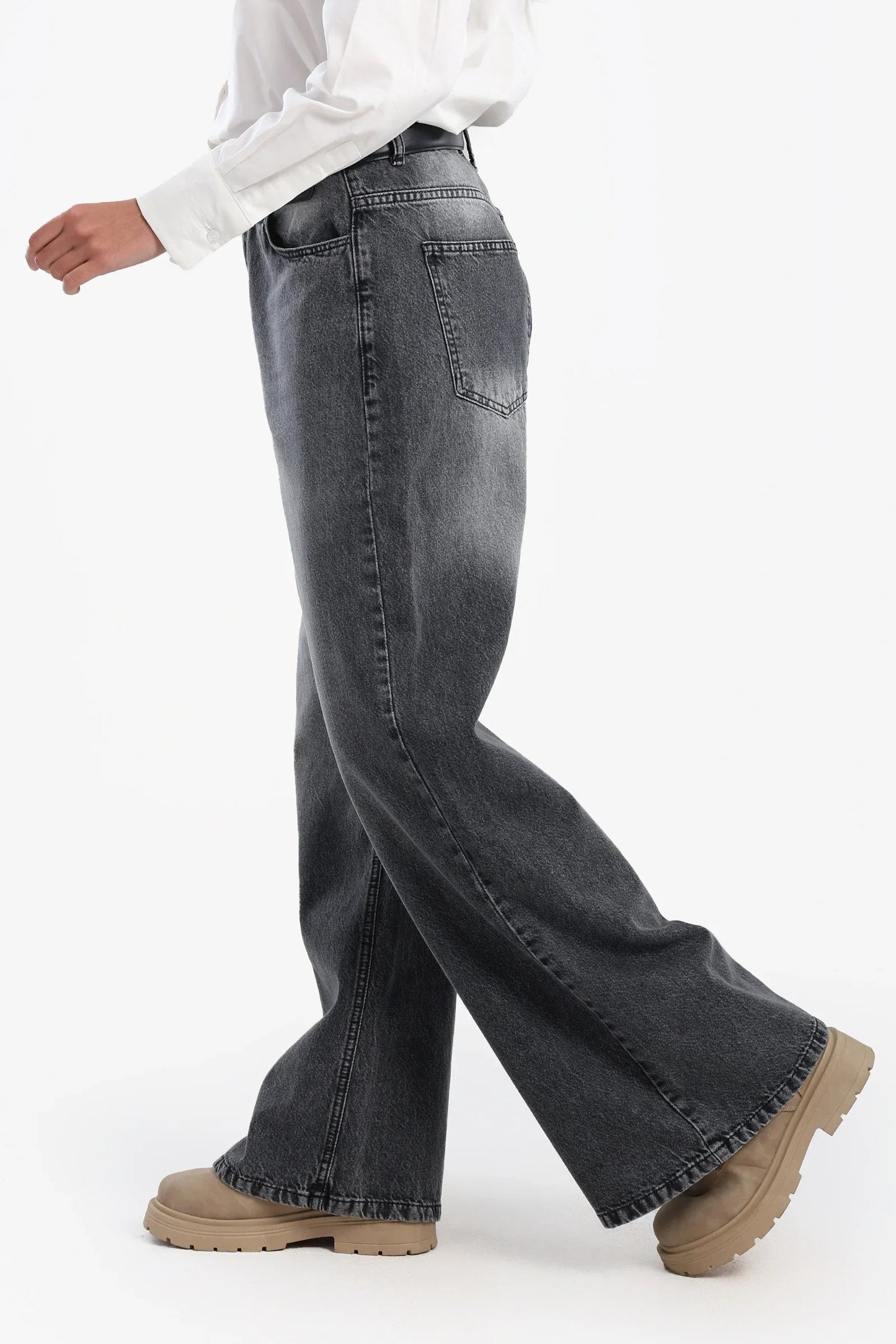 بنطال جينز  بقصة ساق واسعة - Carinasaudi.com