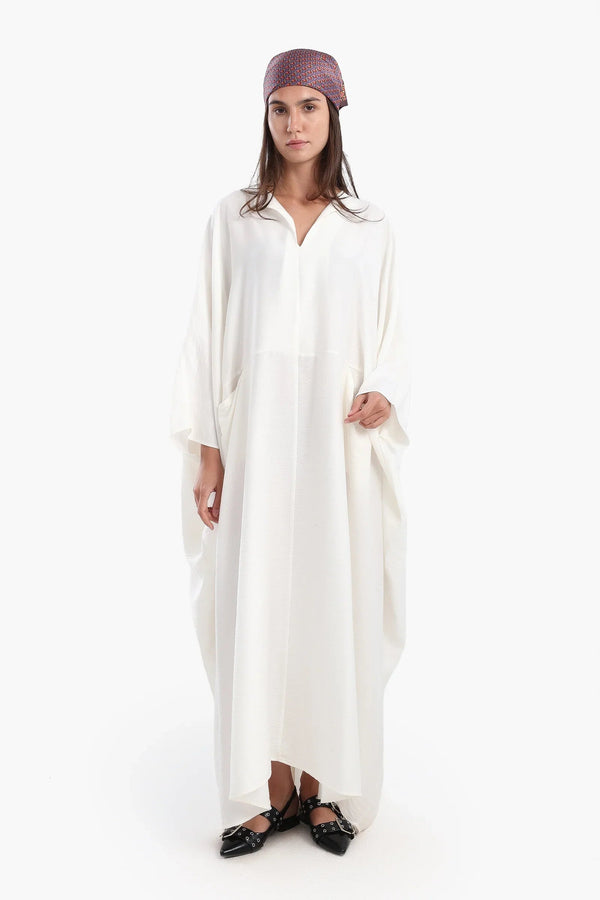 Long abaya with side pockets