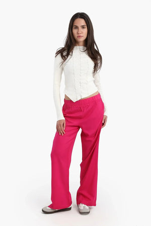 بتصميم مضلع Slim Fit توب