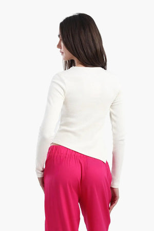 بتصميم مضلع Slim Fit توب