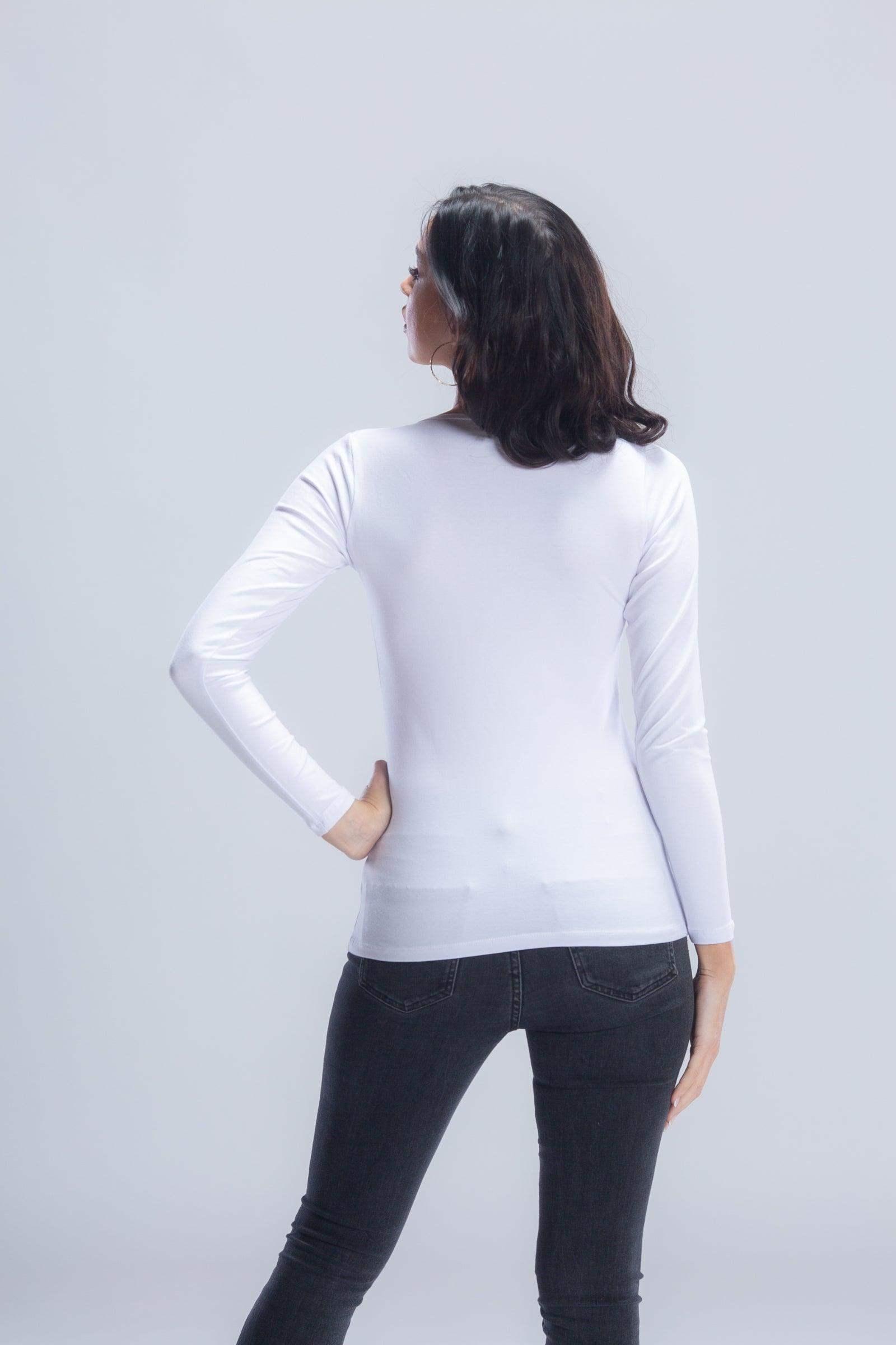 بلوزة قطنية برقبة دائرية - Carinasaudi.com