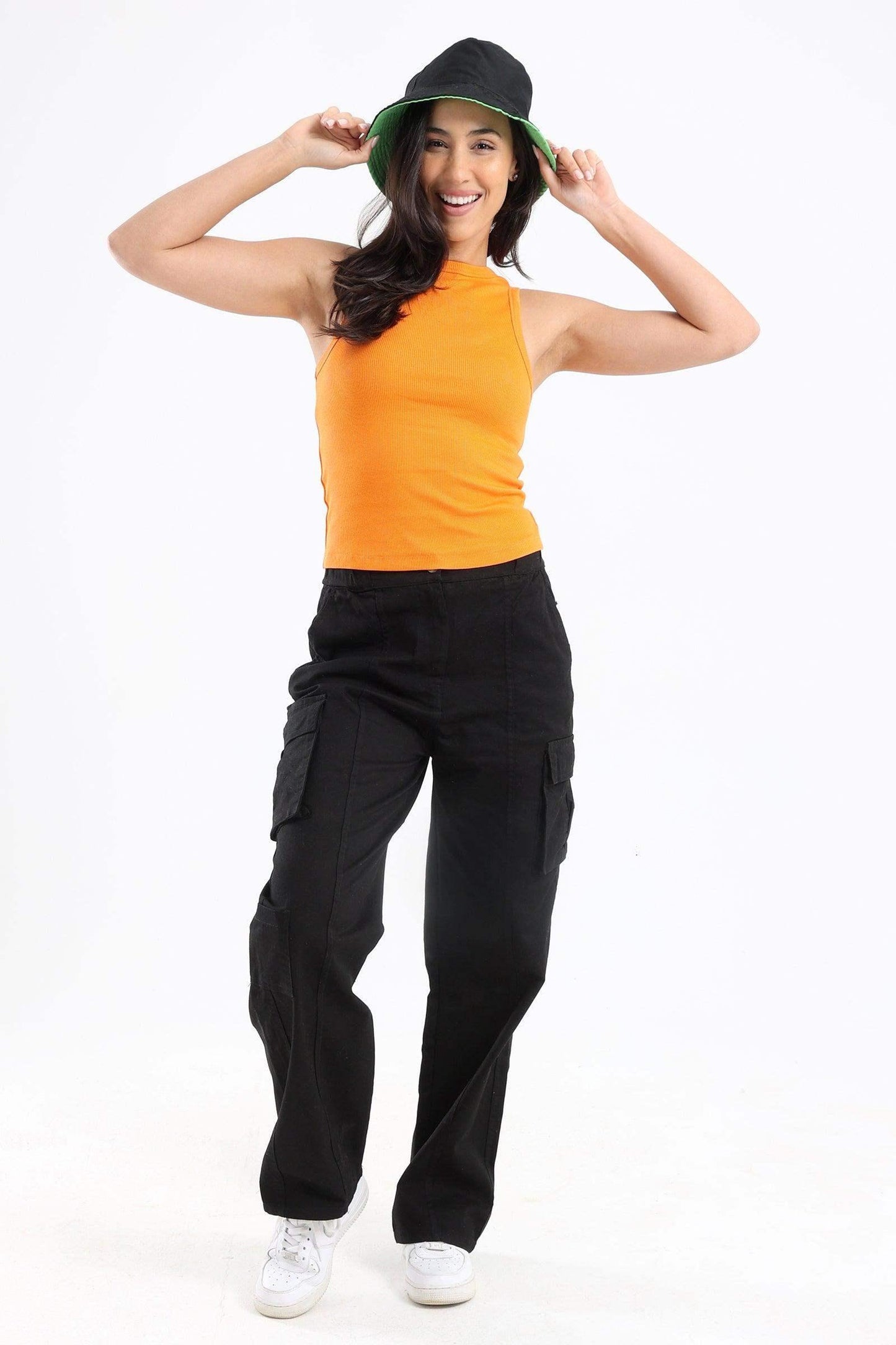 بلوزة برقبة دائرية - Carinasaudi.com