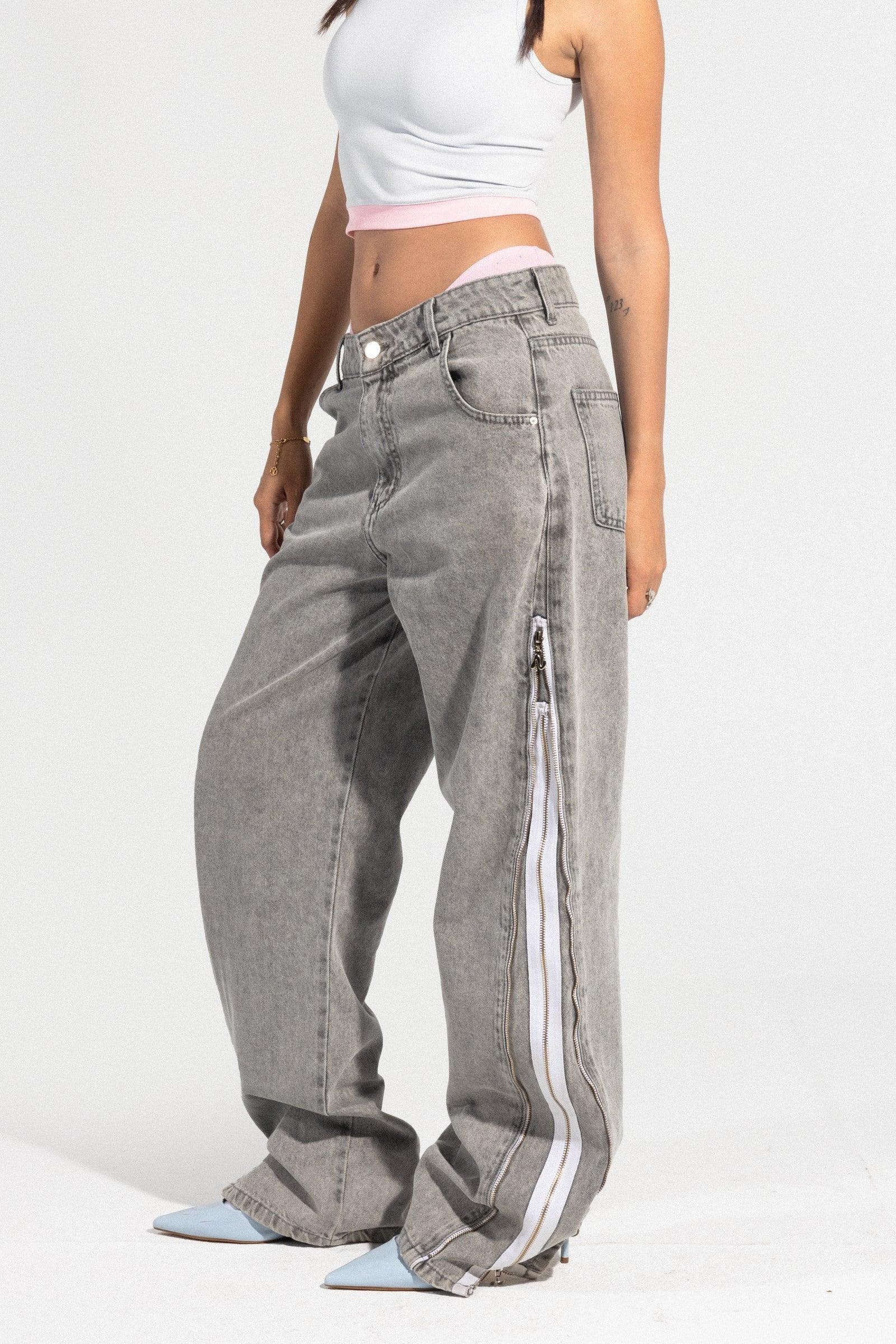 بنطال جينز بساق واسعة - Carinasaudi.com