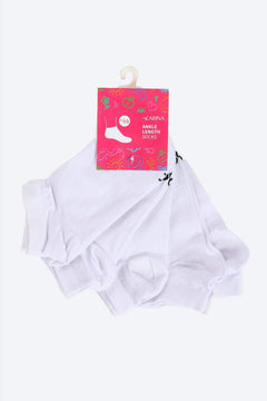 Pack of five white ankle length women’s socks with pink packaging