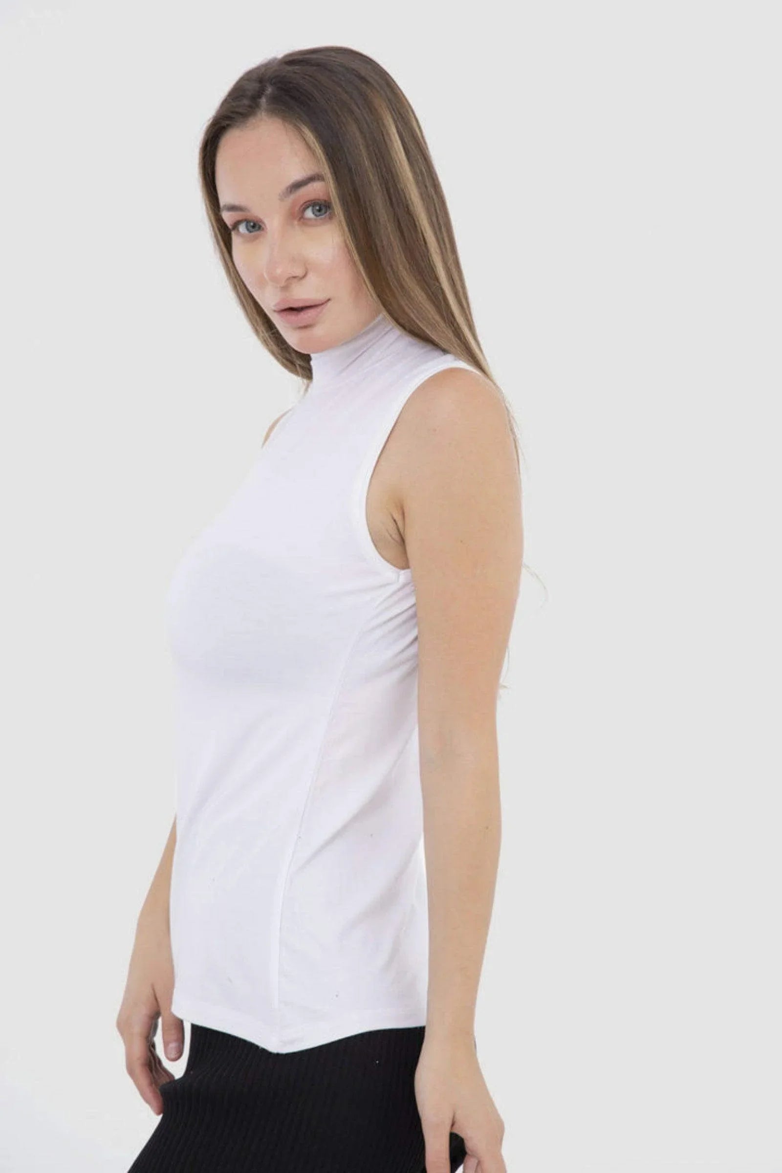 بلوزة بدون أكمام بياقة عالية - Carinasaudi.com