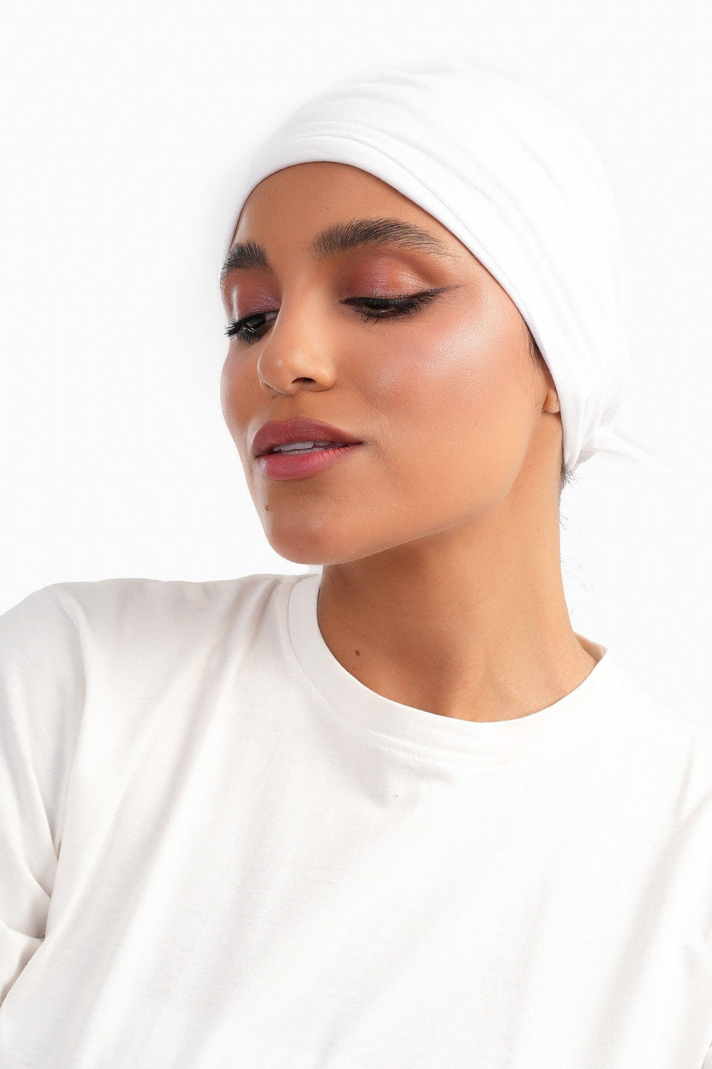 وشاح حجاب برباط خلفي