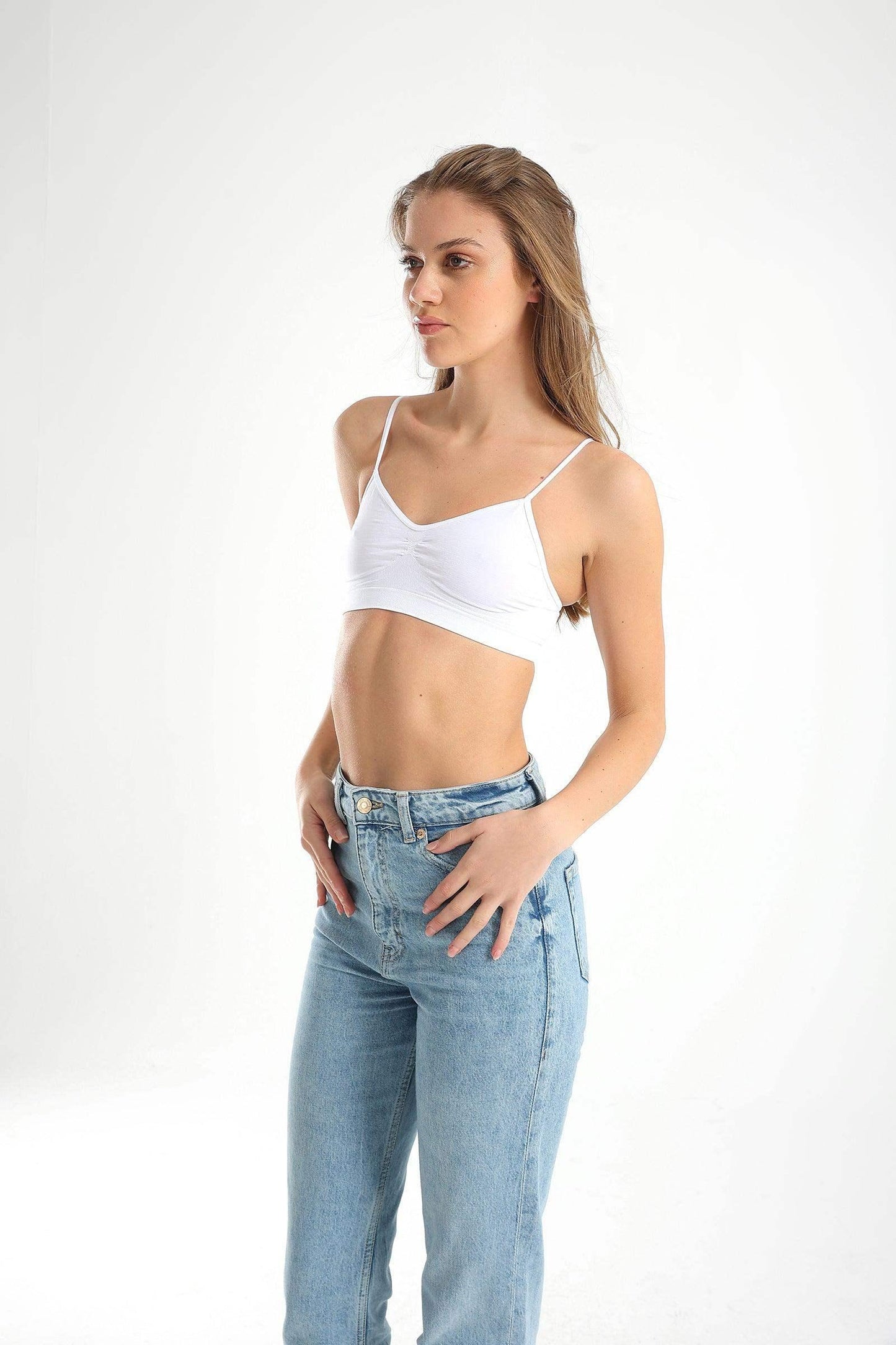 عبوة مكونة ٣ صدريات مايكروفيبر بلا خياطة - Carinasaudi.com