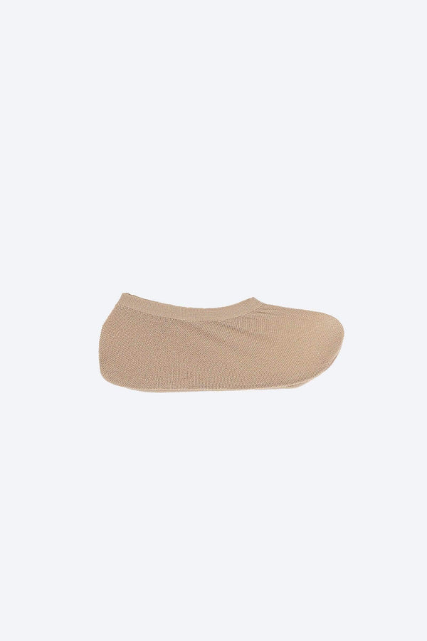 جوارب غير مرئية
