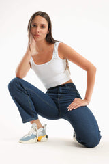 بلوزة قصيرة بحمالات عريضة - Carinasaudi.com